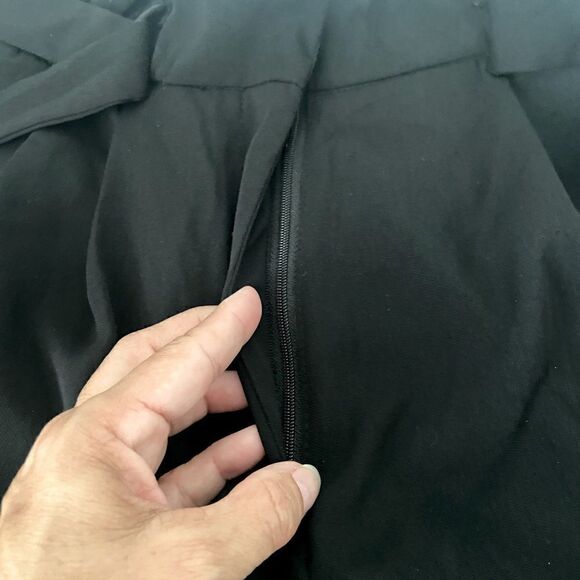 H&M paper bag zip up black shorts tie in front size 6 - Picture 8 of 8